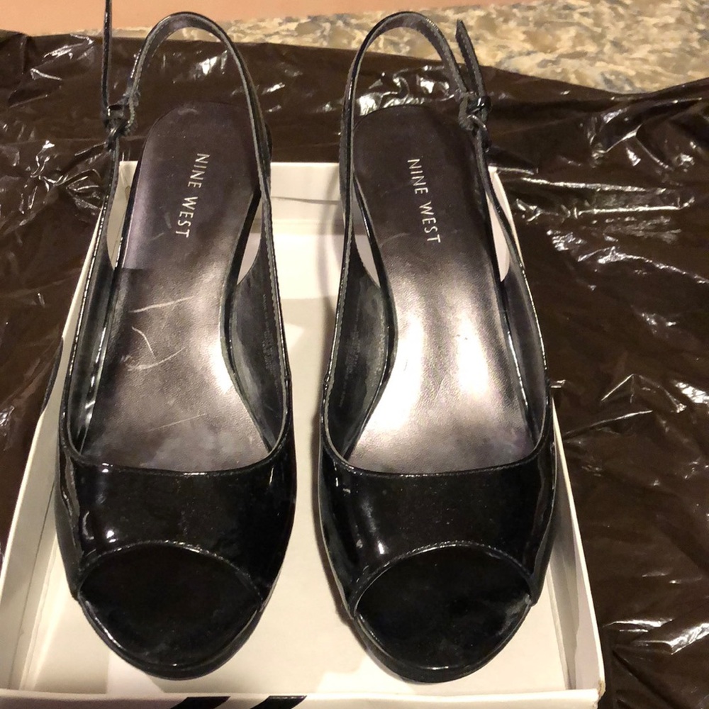 Woman’s Shoes